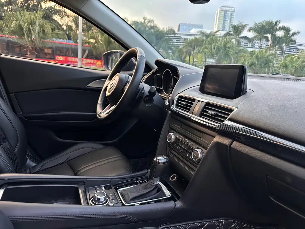 Mazda 3 Axela — миниатюра 24