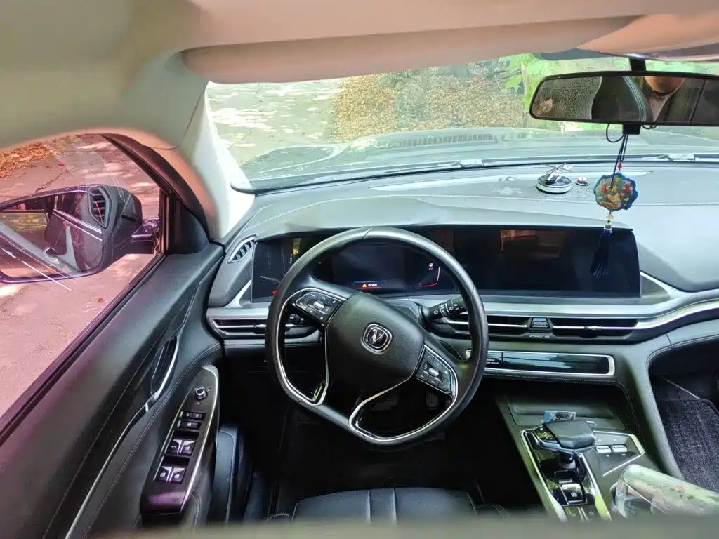 Changan Changan CS75PLUS — миниатюра 3