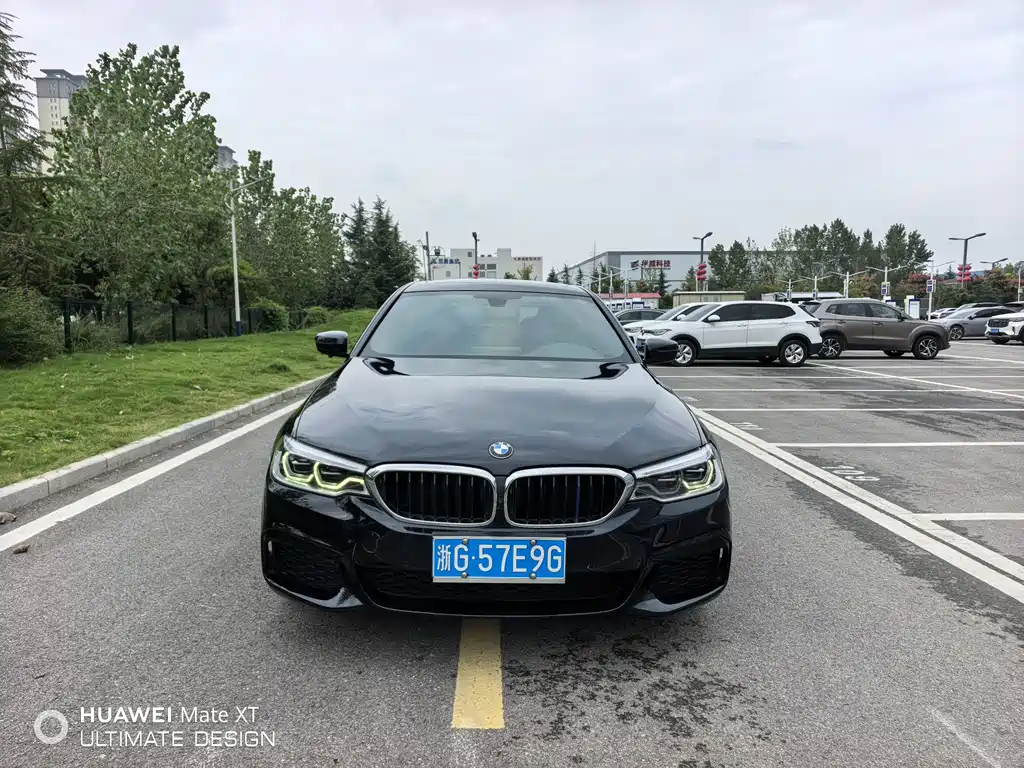 BMW 5 Series — миниатюра 2