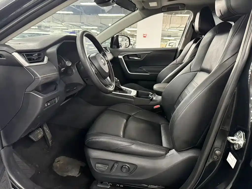 Toyota Wildlander — миниатюра 5