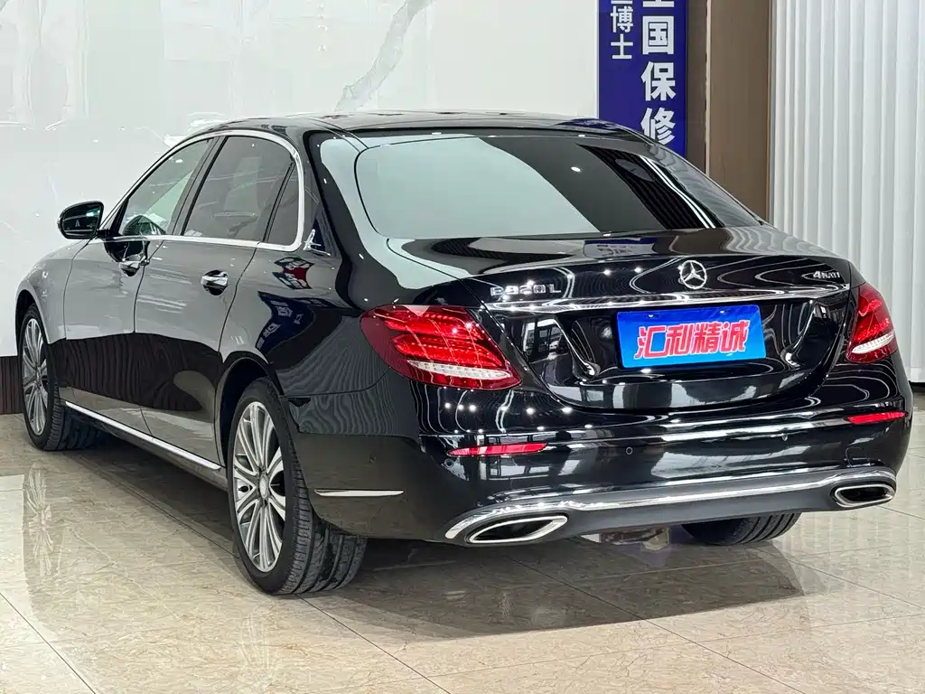 Mercedes-Benz E-Class — миниатюра 4