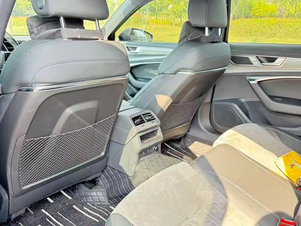 Audi A6L — миниатюра 5