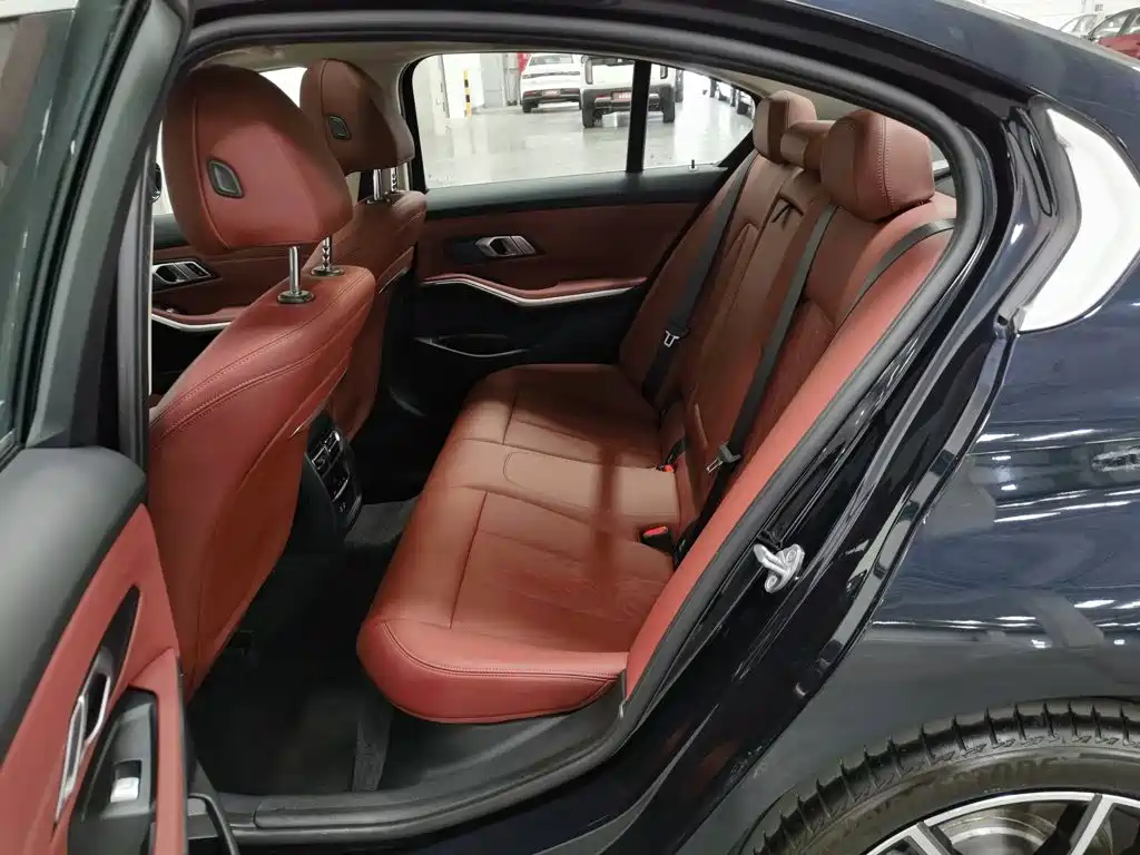 BMW 3 Series — миниатюра 15