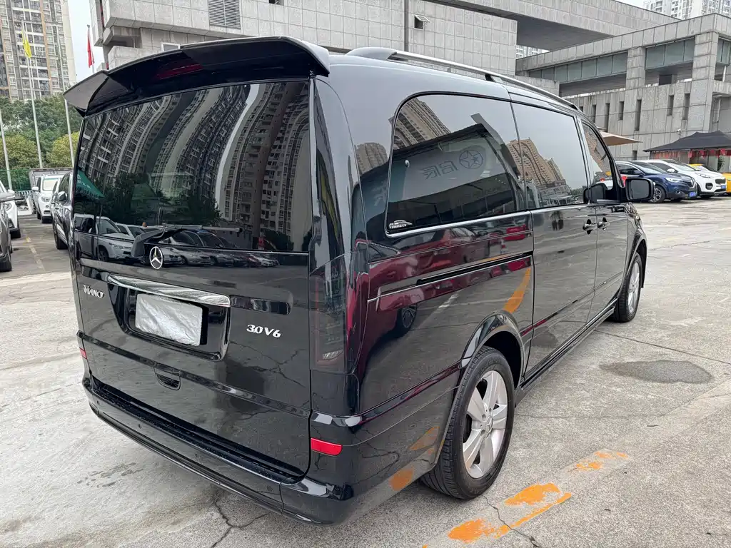 Mercedes-Benz Viano — миниатюра 7