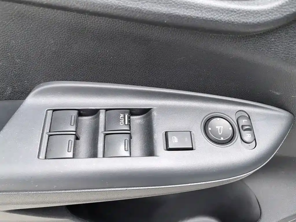 Honda Fit — миниатюра 9
