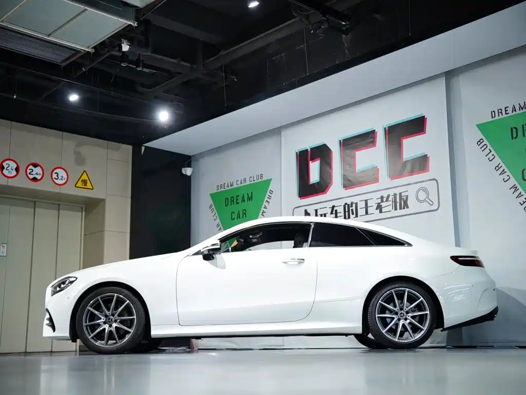 Mercedes-Benz E-Class (Import) — миниатюра 8