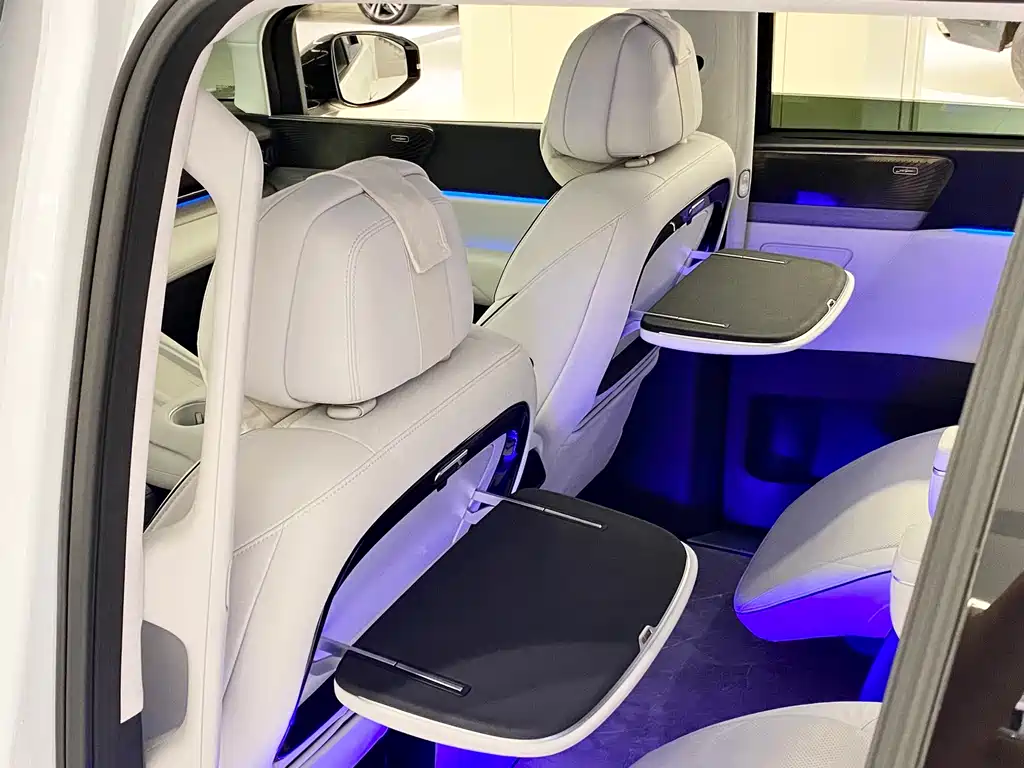 XPeng X9 — миниатюра 23