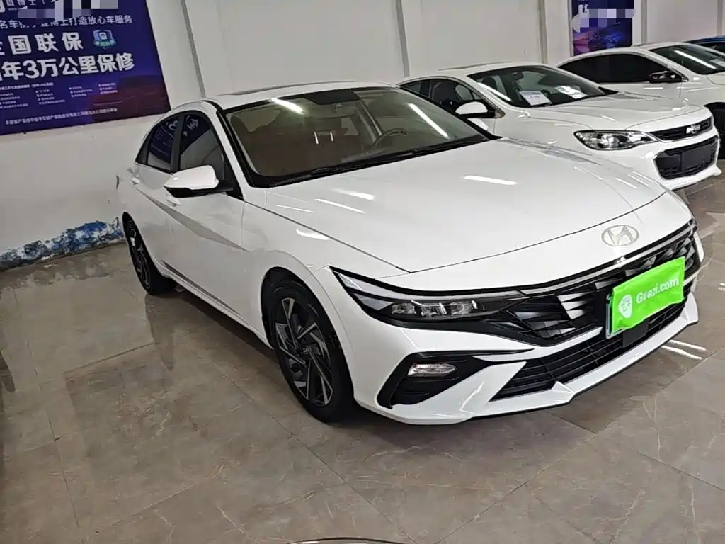 Hyundai Elantra 2023 1.5L CVT GLX Elite