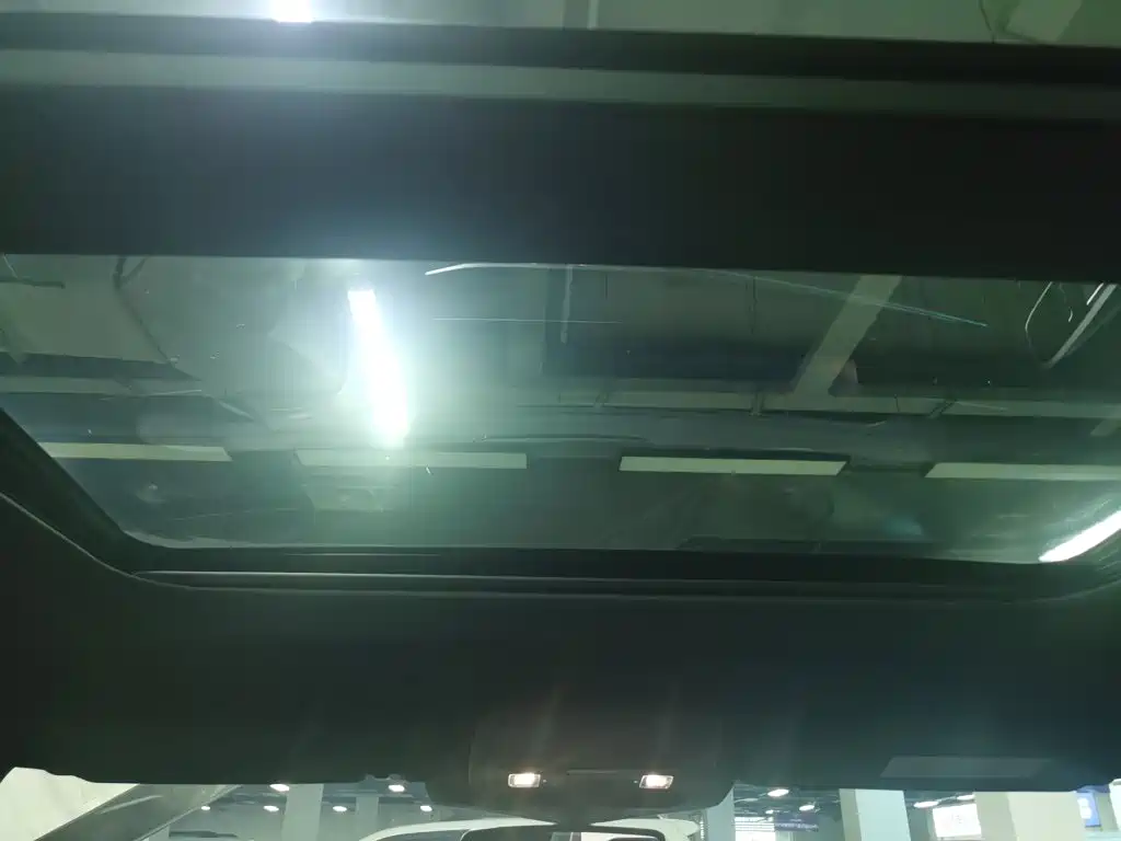 Ford Explorer — миниатюра 2