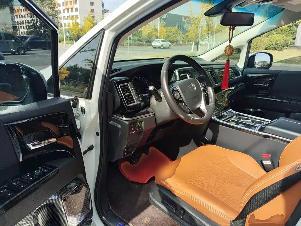 Honda Elysion — миниатюра 12