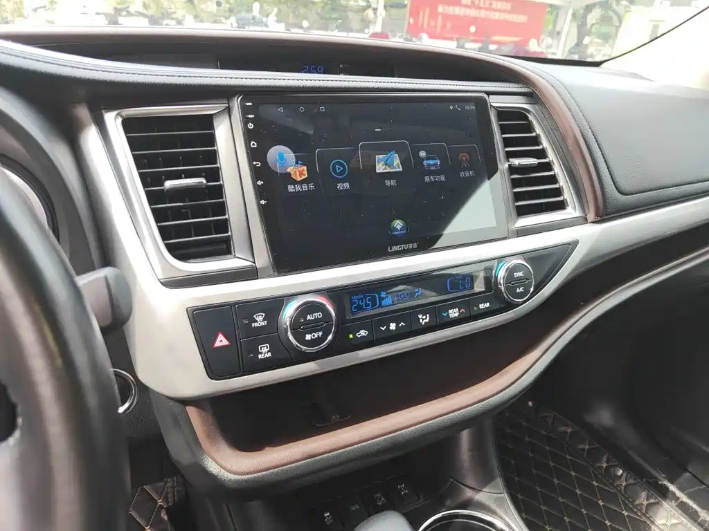 Toyota Highlander — миниатюра 14