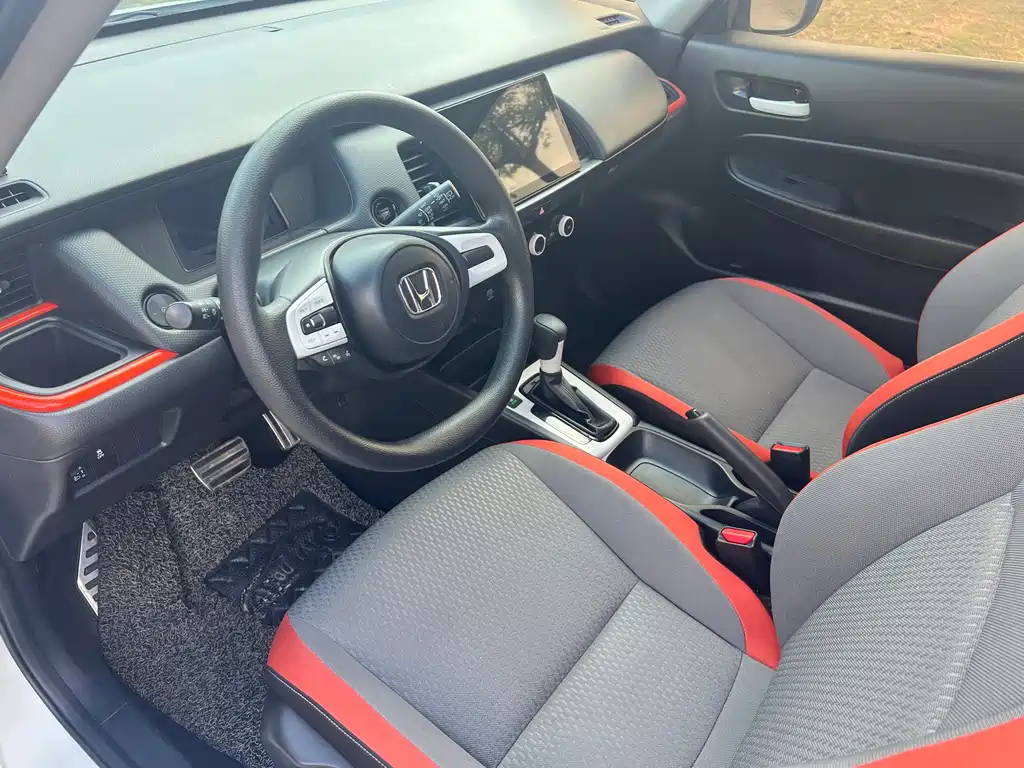 Honda Fit — миниатюра 9