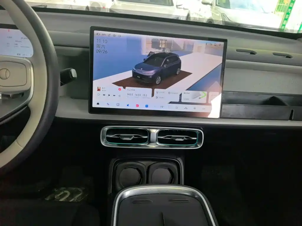 Leapmotor Leapmotor B10 — миниатюра 13