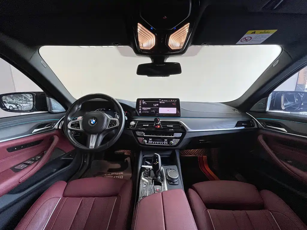 BMW 5 Series — миниатюра 9