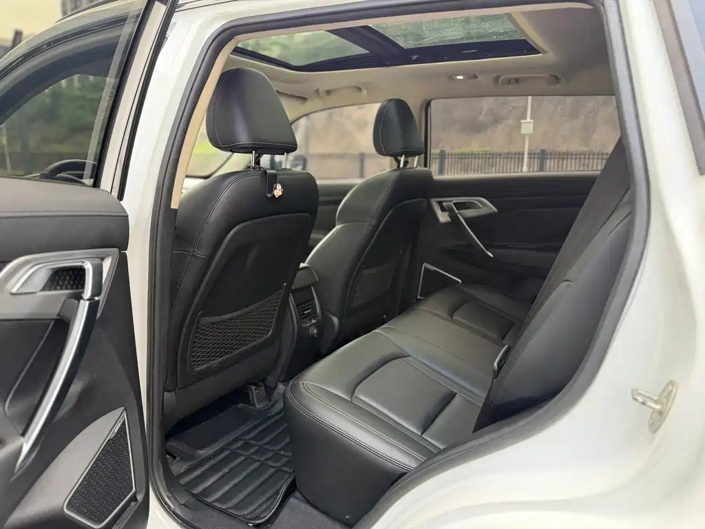 Geely Boyue — миниатюра 5