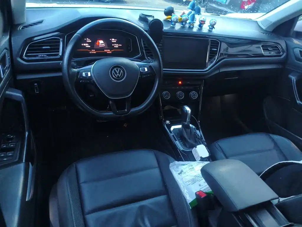 Volkswagen T-Roc — миниатюра 13