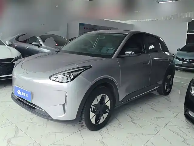 2025 Geely Xingyuan