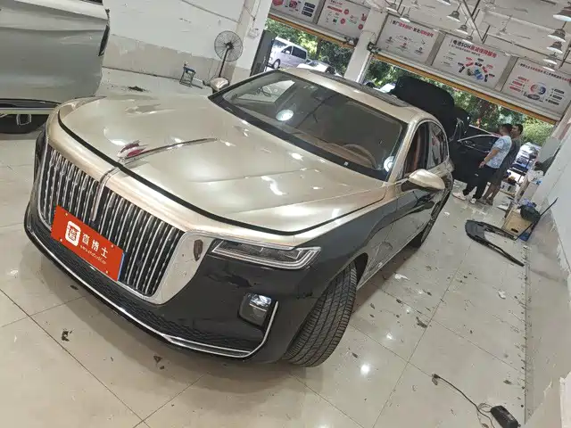 2021 Hongqi H9