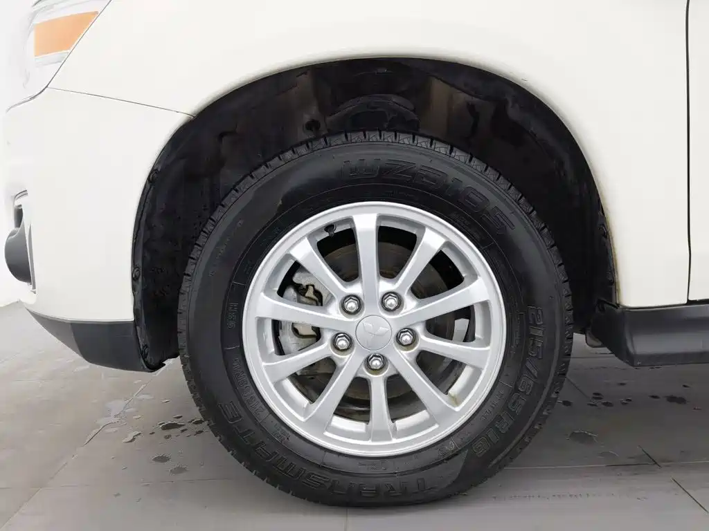 Mitsubishi ASX — миниатюра 17