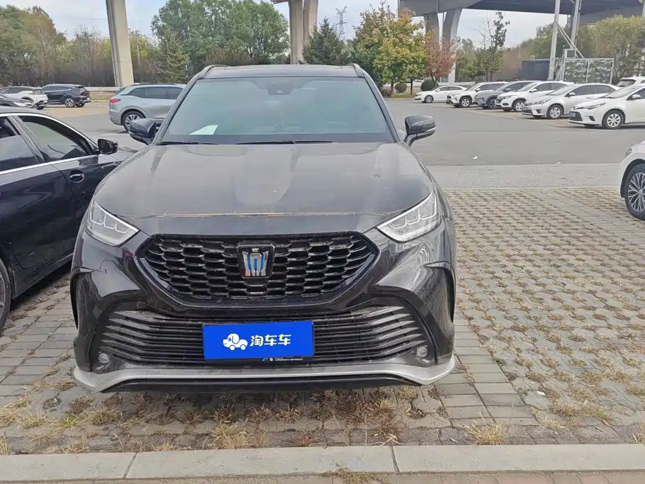 Toyota Crown Kluger — миниатюра 2