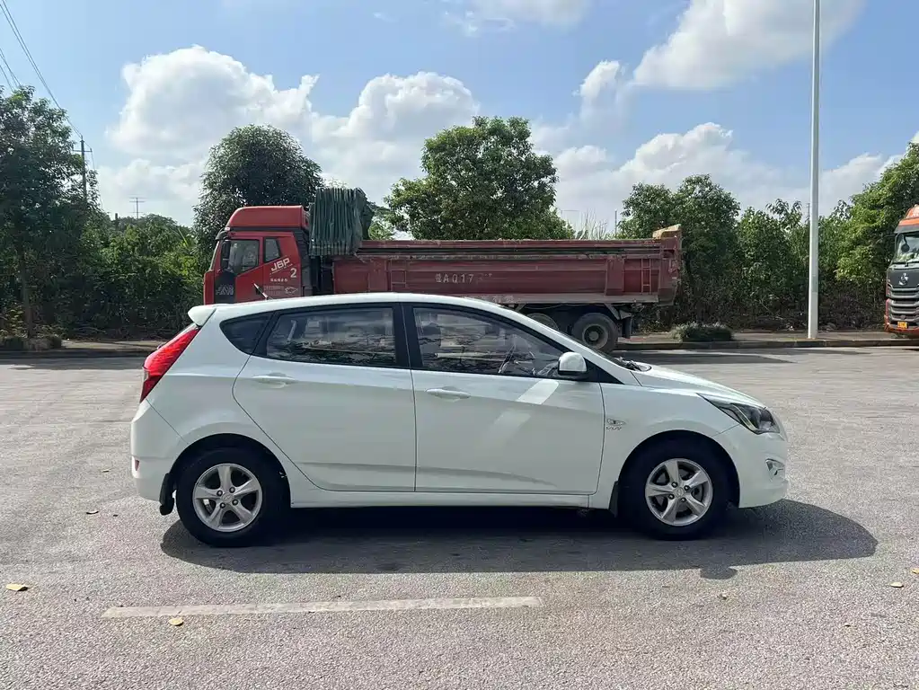 Hyundai Ruiyi — миниатюра 8