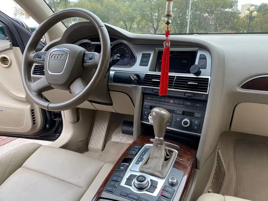 Audi A6L — миниатюра 4