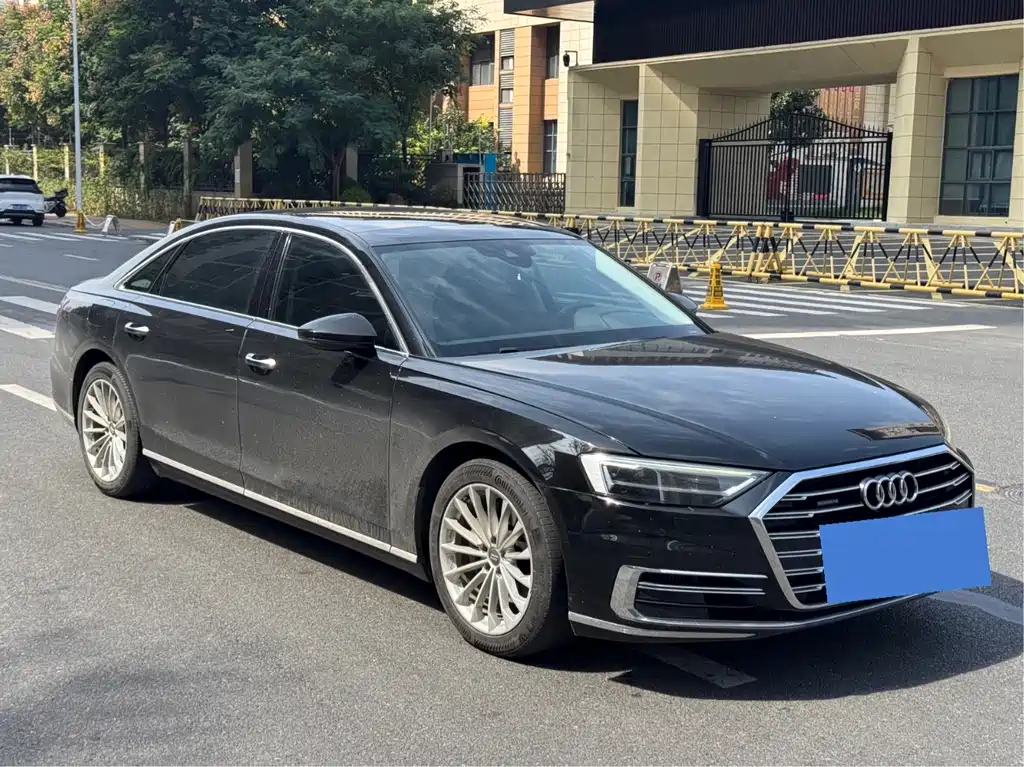 Audi A8 — миниатюра 3
