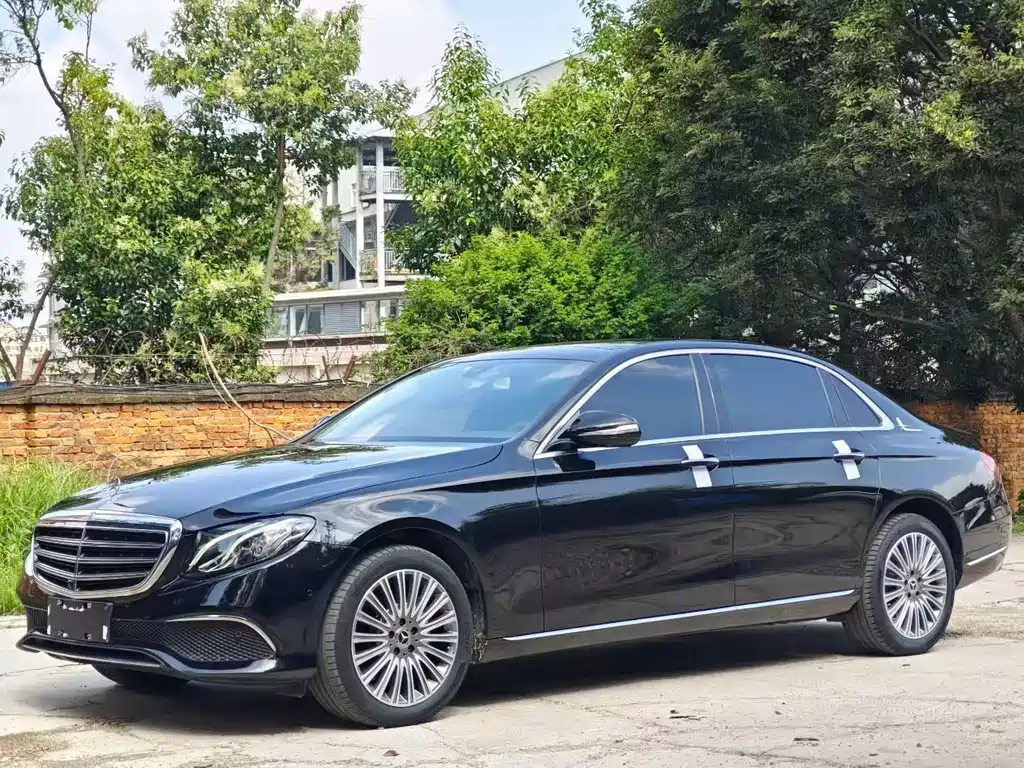 Mercedes-Benz E-Class E 2020 E 300 L Fashion