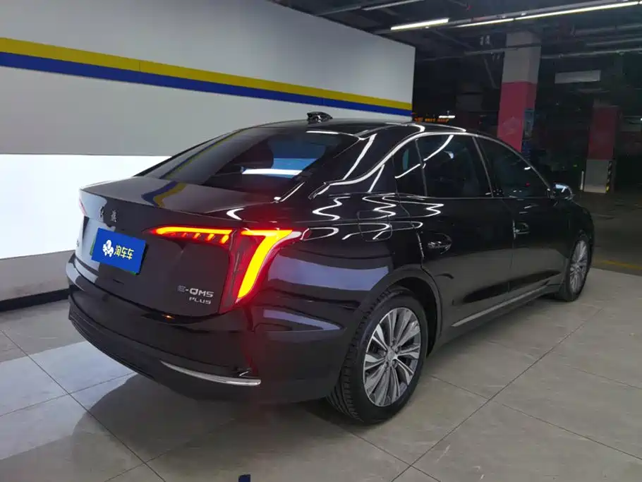 Hongqi Hongqi E-QM5 — миниатюра 3