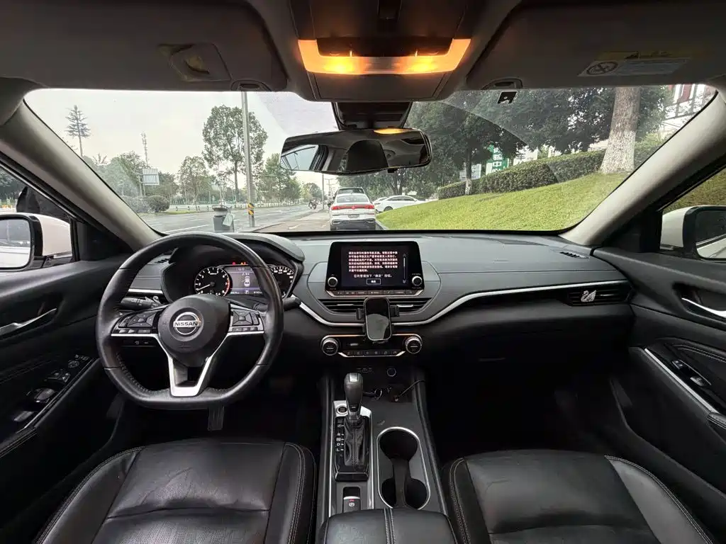 Nissan Teana — миниатюра 13