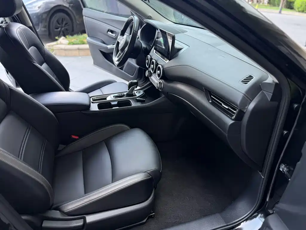 Nissan Sylphy 2021 1.6L XL CVT Enjoy