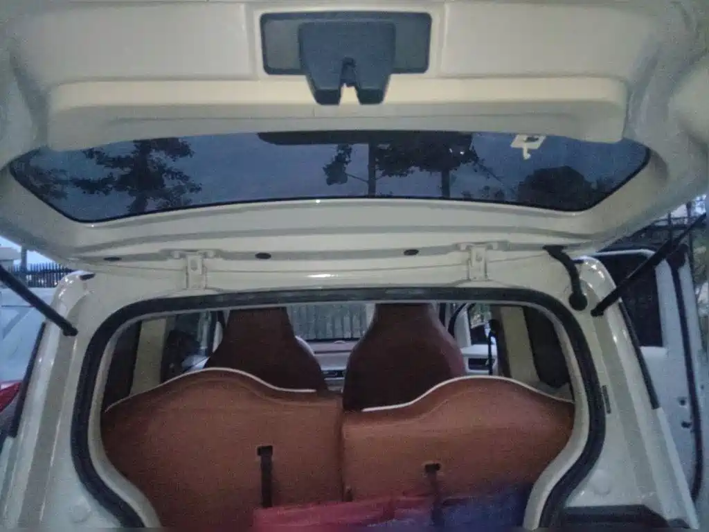 Wuling MINIEV — миниатюра 20