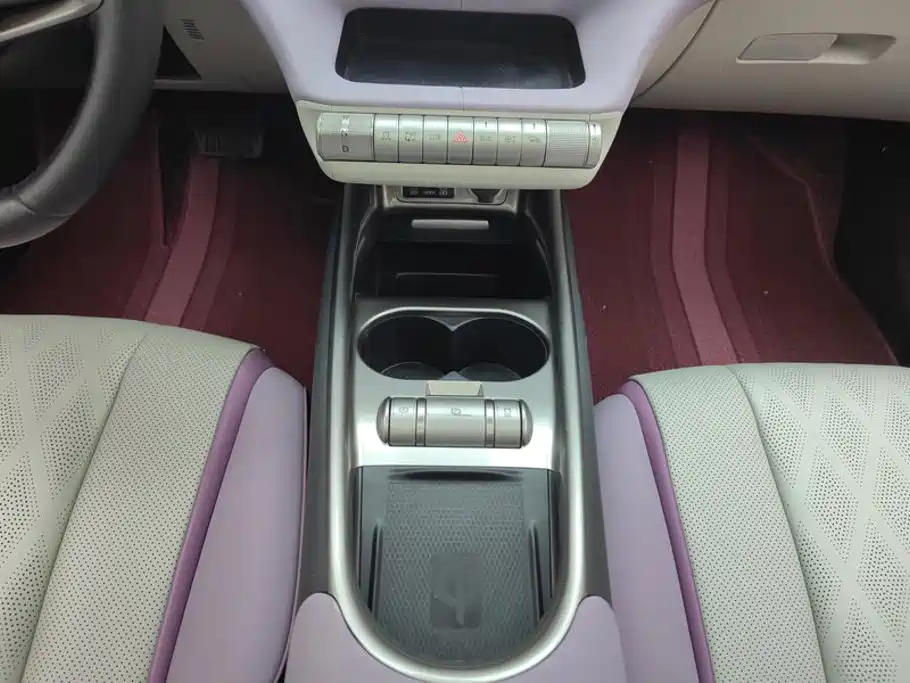 BYD Dolphin — миниатюра 16