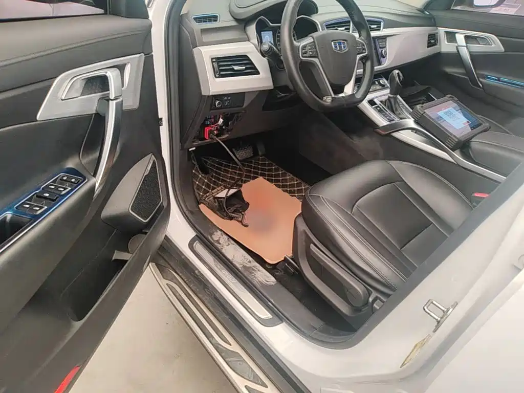 Geely Boyue — миниатюра 16