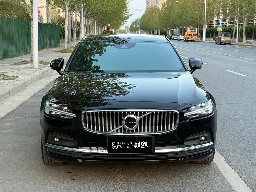 Volvo S90 2021 B5 Luxury