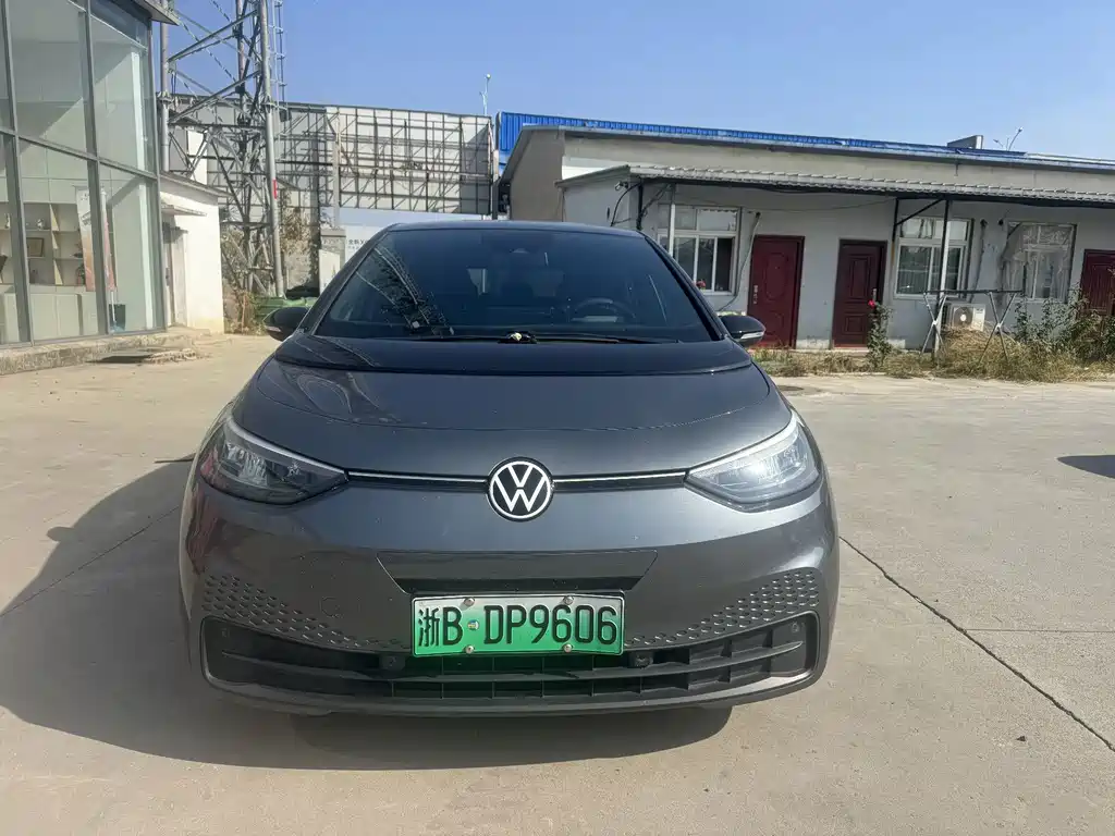 Volkswagen ID.3 — миниатюра 2