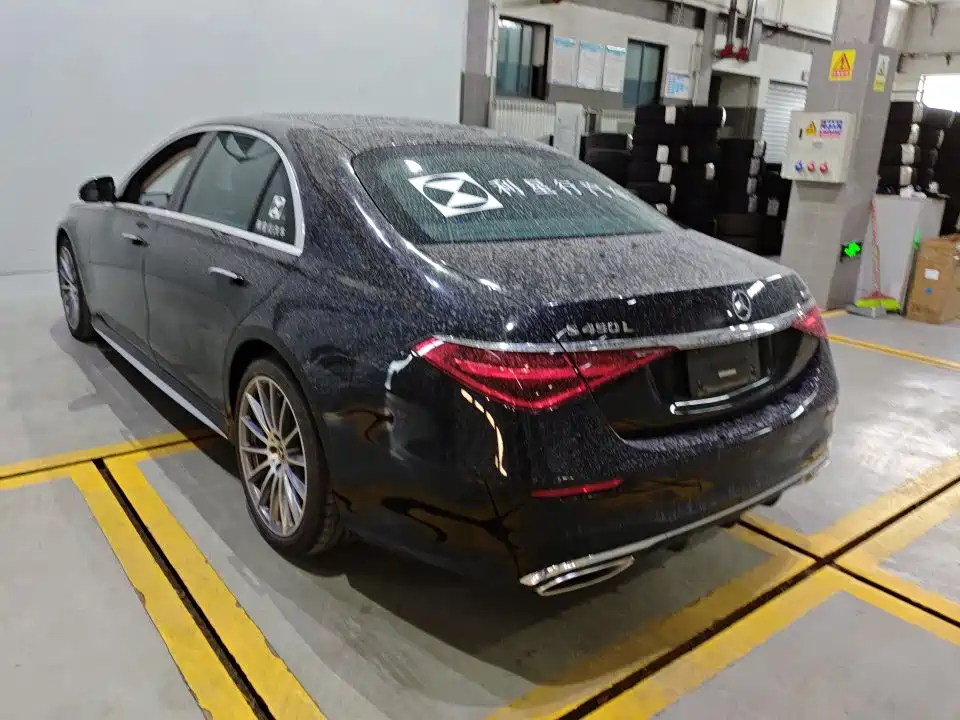 Mercedes-Benz S-Class — миниатюра 8
