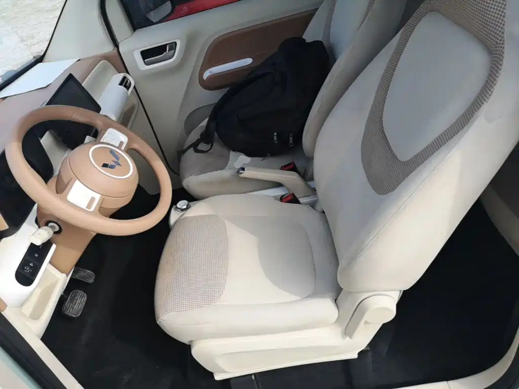 Wuling MINIEV — миниатюра 15