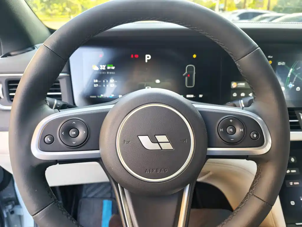 Li Auto Li ONE — миниатюра 14