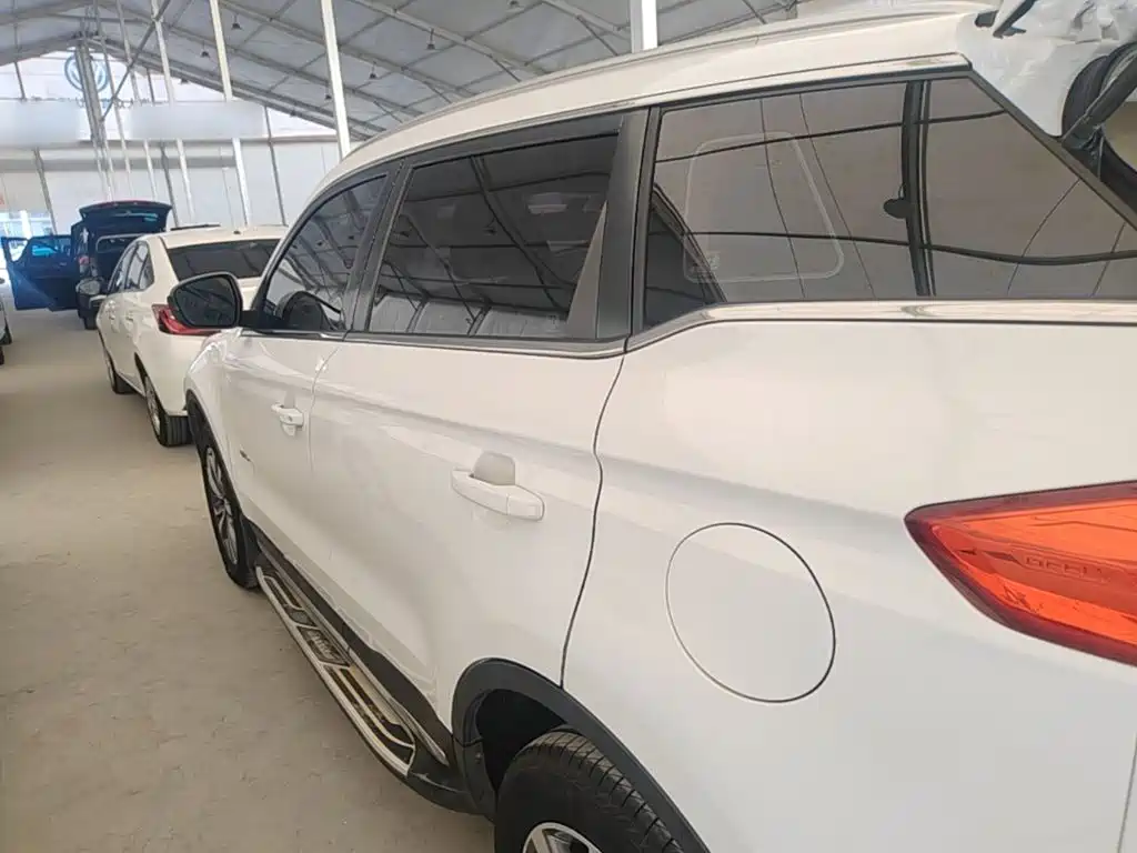 Geely Boyue — миниатюра 5