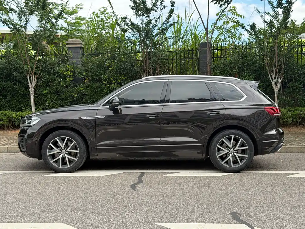 Volkswagen Touareg 2019 3.0TSI VI