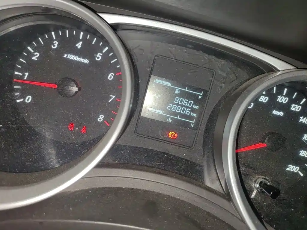 Wuling Hongguang — миниатюра 9