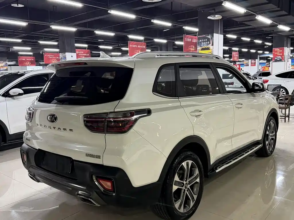 Kia Sportage — миниатюра 7