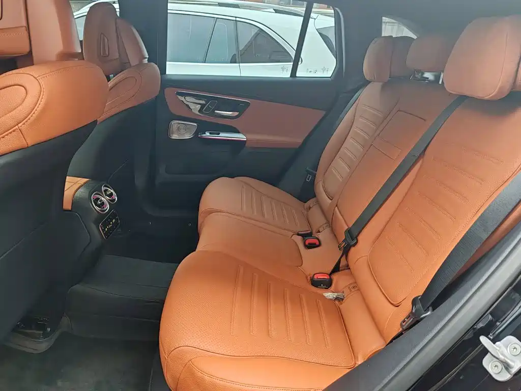 Mercedes-Benz GLC — миниатюра 15