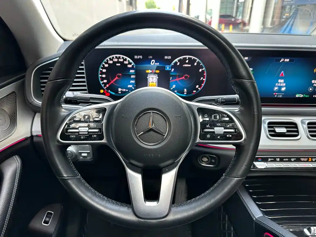 Mercedes-Benz GLE Coupe — миниатюра 12