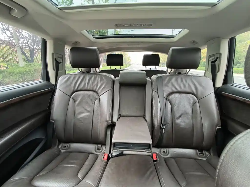 Audi Q7 — миниатюра 16