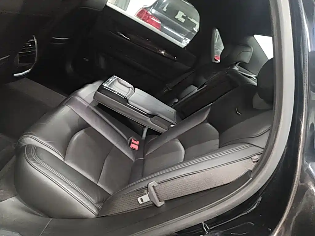 Cadillac CT6 — миниатюра 17
