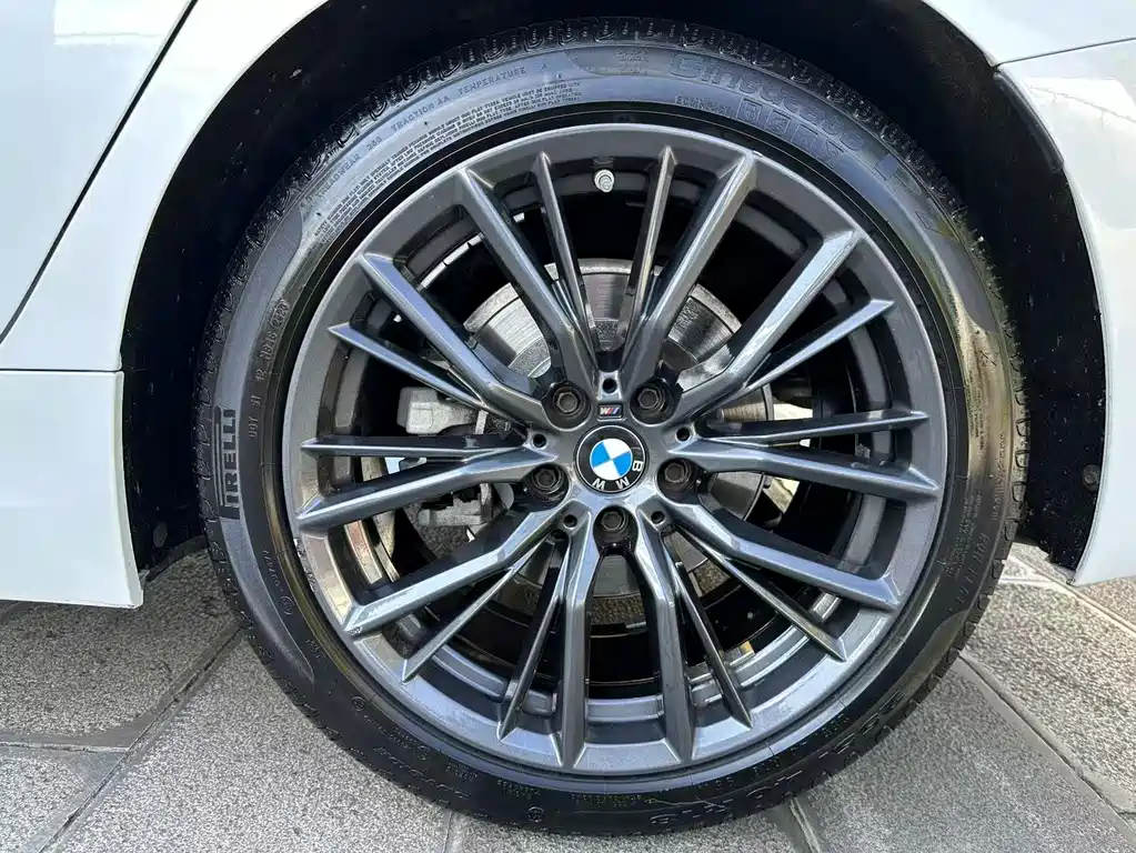 BMW 3 Series — миниатюра 28