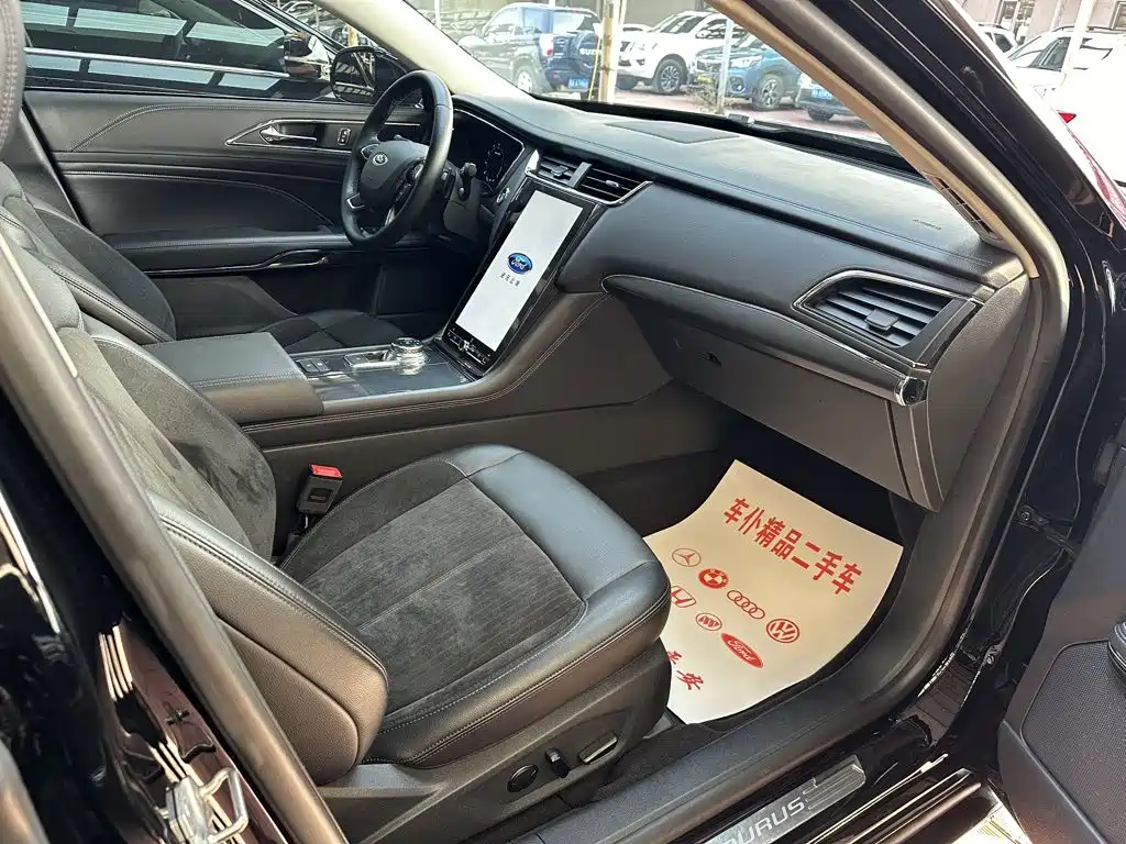 Ford Taurus — миниатюра 11