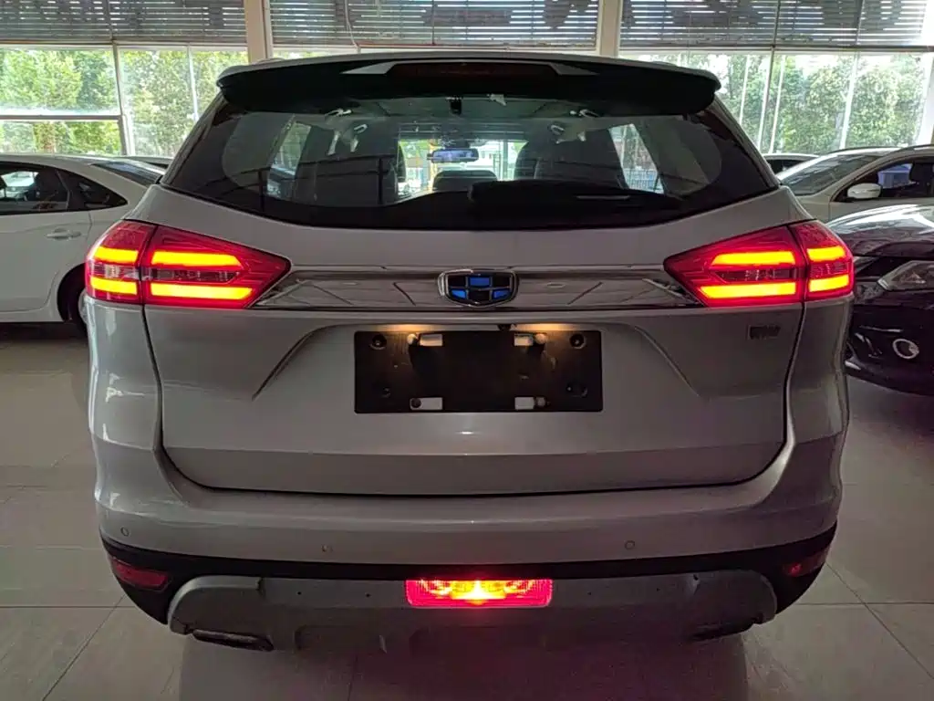Geely Boyue — миниатюра 6